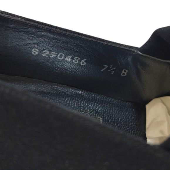 Stuart Weitzman Black Square Toe Medium Width Short Heels Women's Size 7.5 - Picture 5 of 9